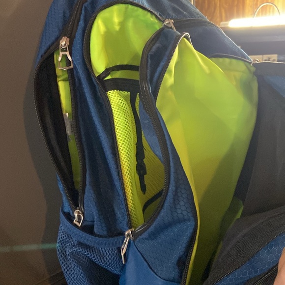 Adidas backpack - Picture 2 of 4